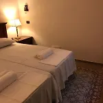 Casa Rosa Otel *