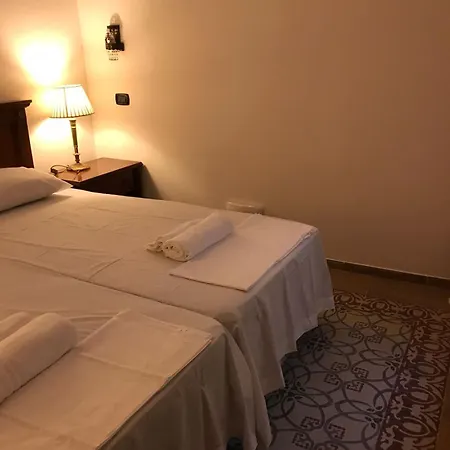 Casa Rosa Hotell *